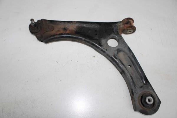 TRIANGLE GAUCHE VW / SKODA - Vue 1